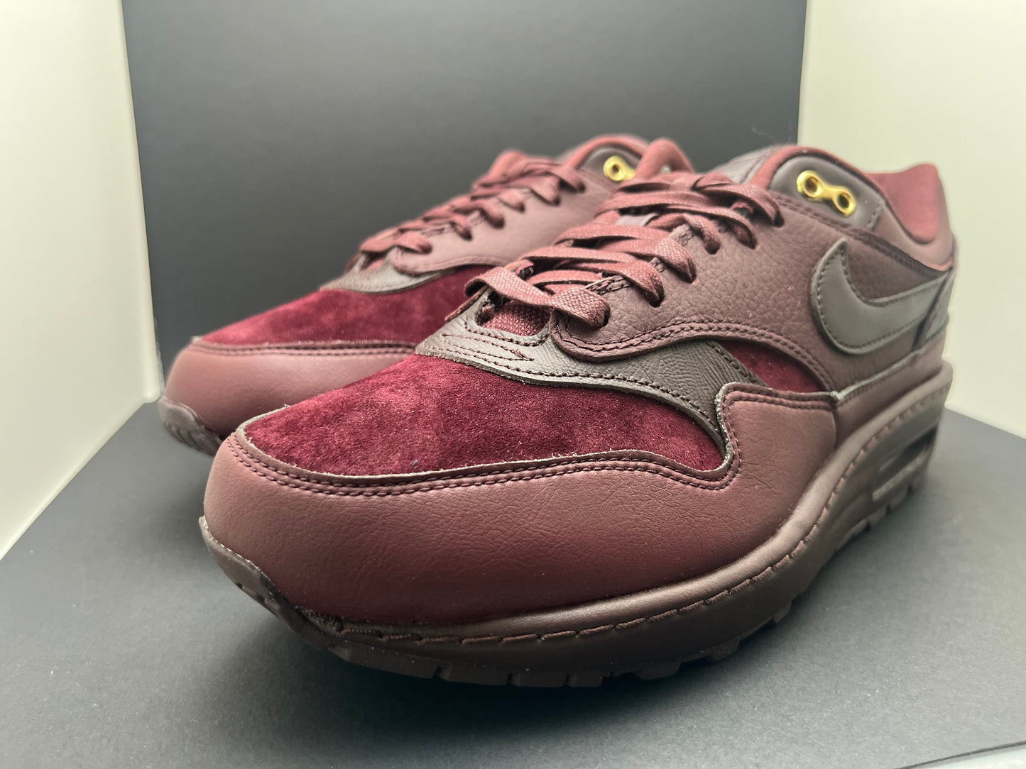 Nike Air Max 1 x Burgundy Crush