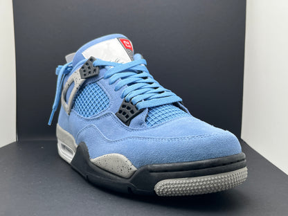 Air Jordan 4 retro x UNC