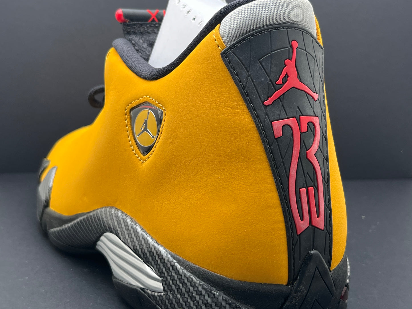 Air jordan reverse ferrari online