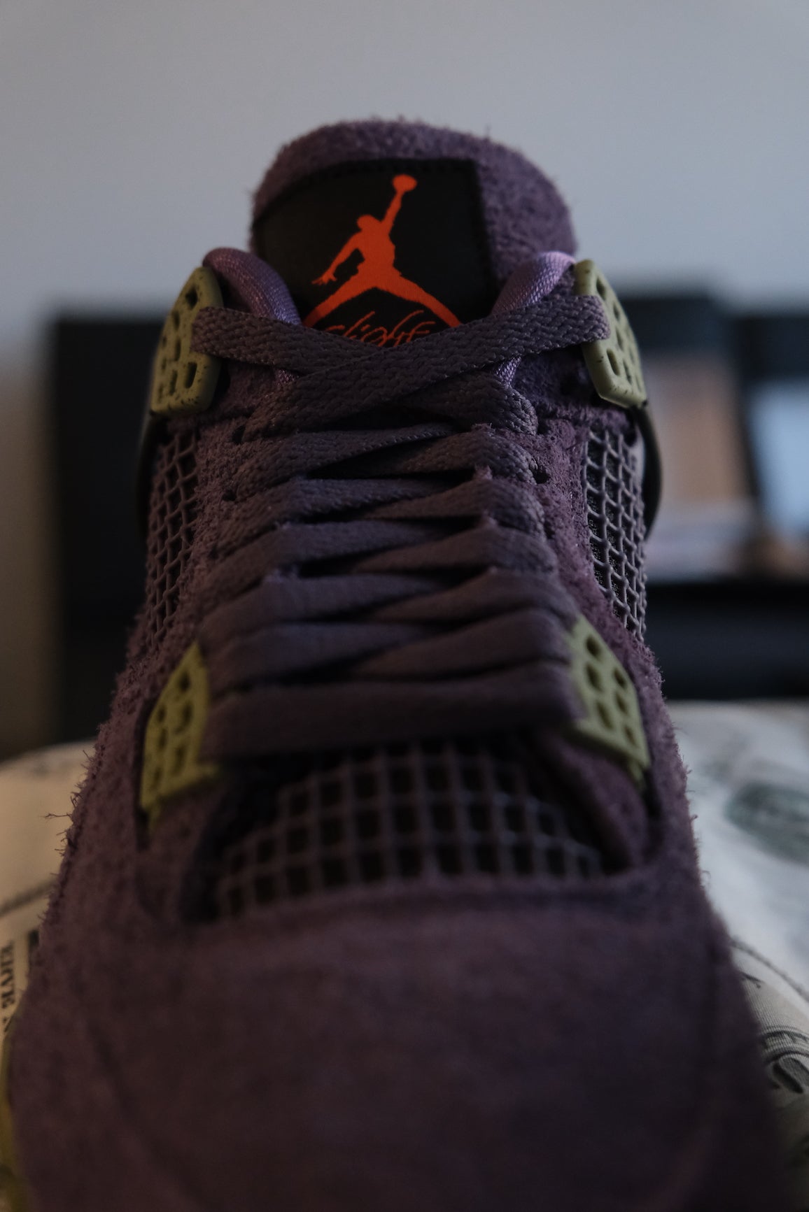 Air Jordan 4 Retro x Canyon Purple (W)